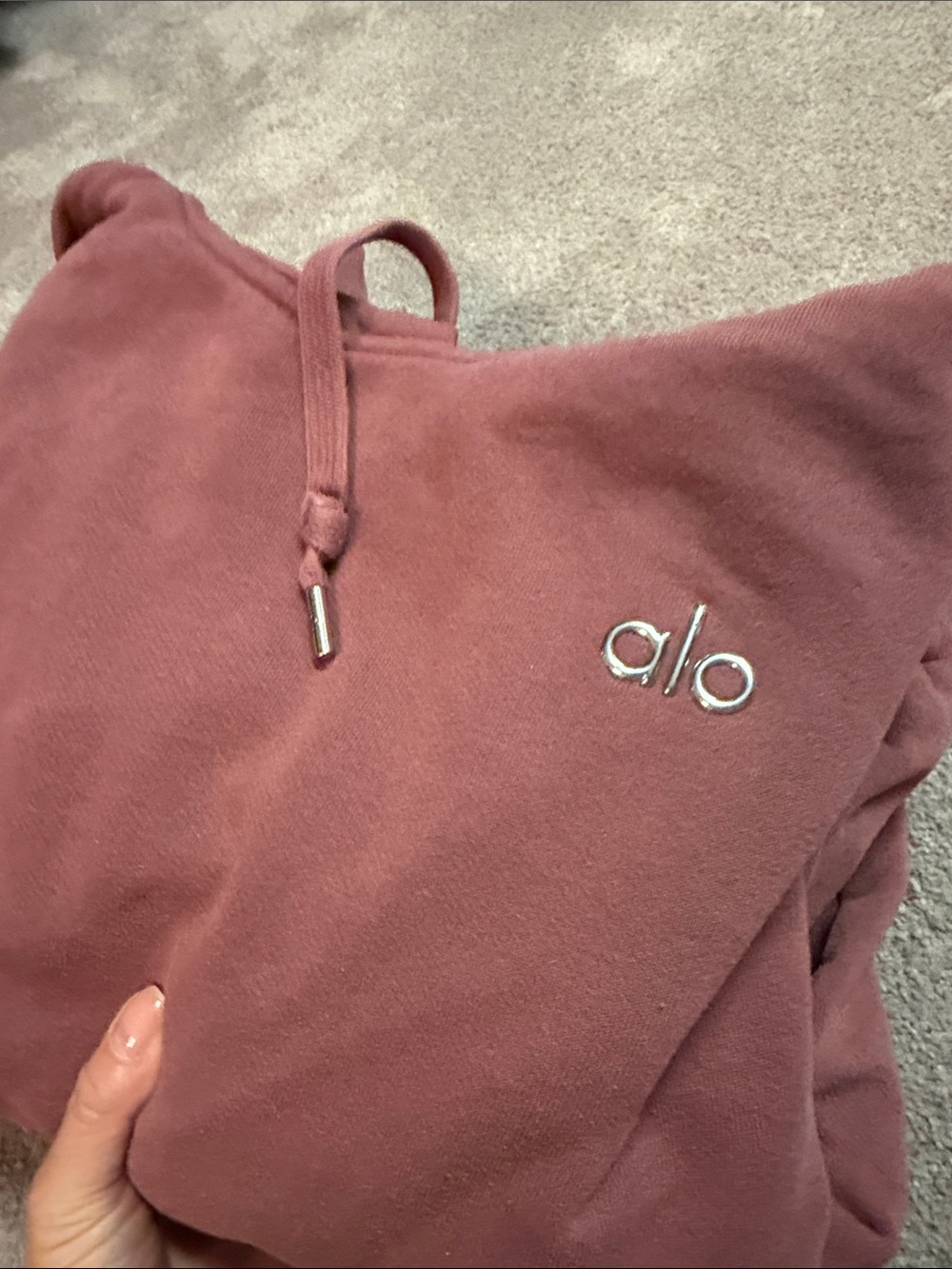 Alo womens burgandy Hoodie and pants - Relaxed Fit